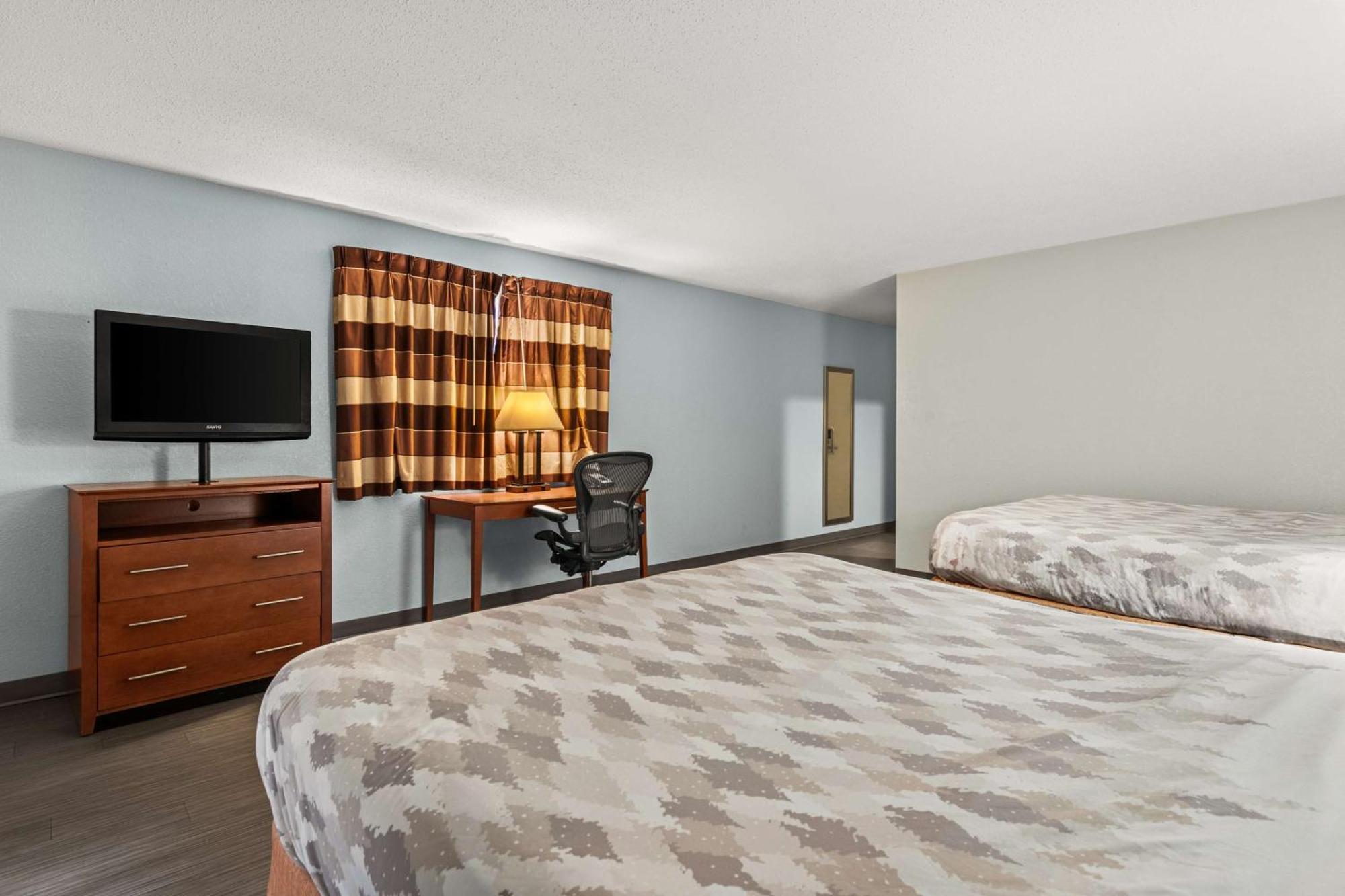Americas Best Value Inn Carlisle Exterior photo